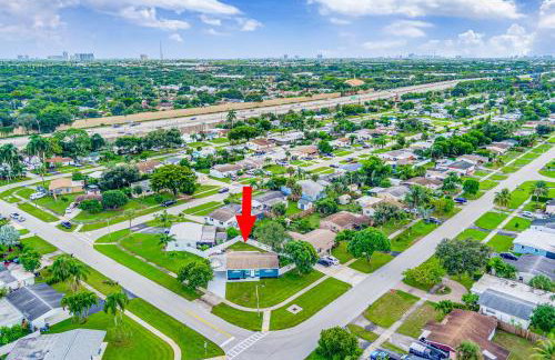 Sunshine Villa - with Private Pool - Foto 43