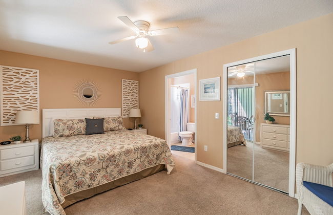 ​Near Theme Parks! 4 BR's, Sleeps 10! Gorgeous Home, Pool, Patio! - Foto 4