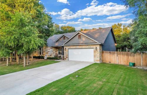 Hot Tub - River Nearby - Quiet Street - Foto 23