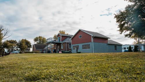 Sandusky Bay Hot Tub, Gym, Patio, Games, Recreation Watercraft, Waterside Home, check it out! - Foto 4