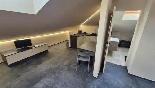 Moderna Mansarda con parcheggio gratuito - Foto 4, Other