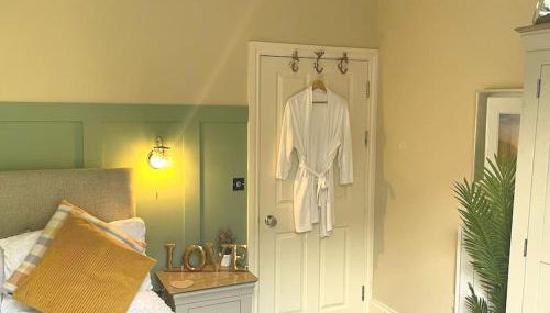 Sunny View - Photo 1