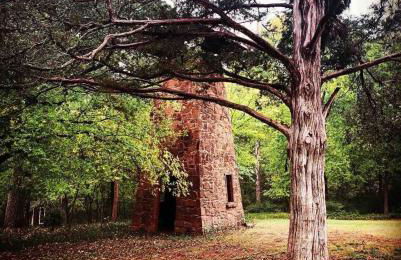 Cozy Cabin on Route 66 with Hot Tub- Edmond, OK - Foto 37