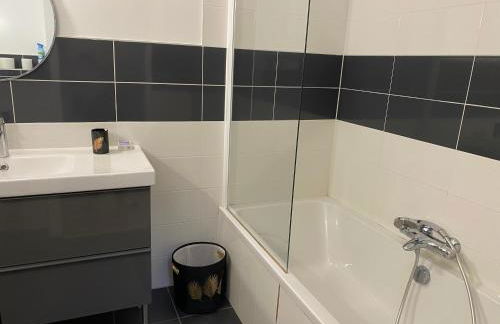 Maison familiale 3 chambres, parking gratuit - Foto 17