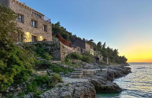 4 Bedroom Gorgeous Home In Korcula - Photo 26