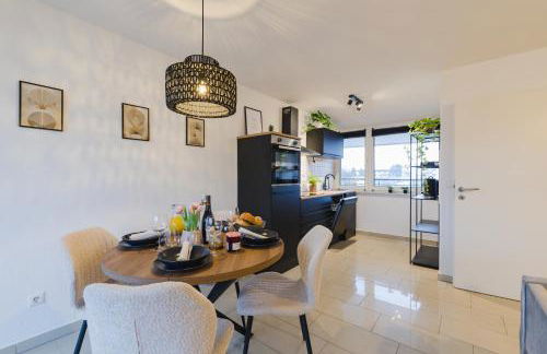 Moderne 2-Zimmer Wohnung - kostenloser Parkplatz - Foto 1