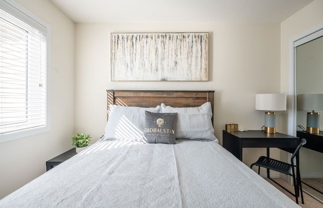 New 3BR Townhouse, Minutes to Niagara Falls and Brock University by GLOBALSTAY - Foto 8