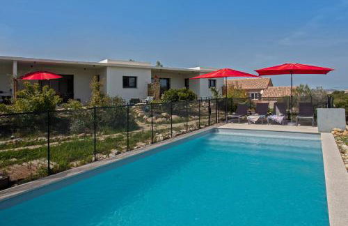 Tramontana quiet place 7 min from beach swimming pool bbq - Foto 2