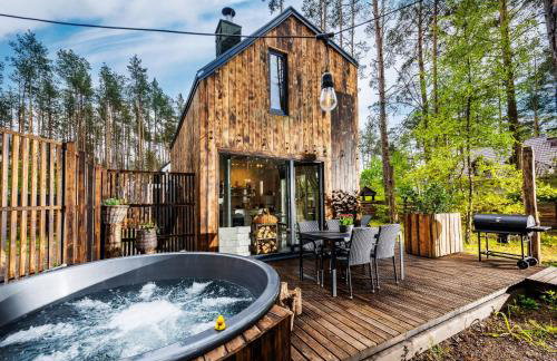 Domek lubiana180 WABI SABI w lesie jacuzzi sauna kominek - drewno w cenie pobytu - nad jeziorem Kaszuby pieski tylko do 10kg za dodatkową opłatą - Foto 1