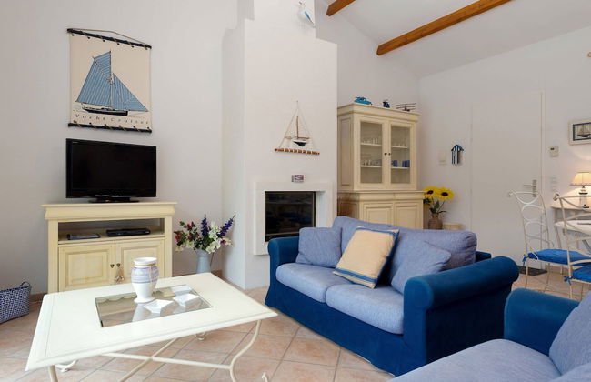 Luxurious Villa With a Dishwasher, Only 3.5km From the Beach - Photo 7