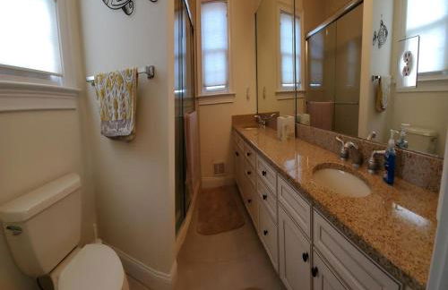 Wifi, Decks, Rooftop Deck, Beach Badges, Beach Chairs, Ocean Side Reverse Living Home Only Third 3Rd From The Beach Brant Beach, 12578 - Foto 20