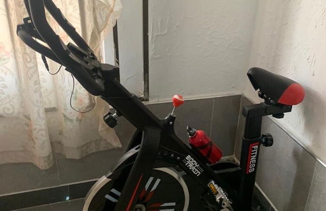 Sleeps8- Private Secure Parking- Garden- Aircon - Foto 19