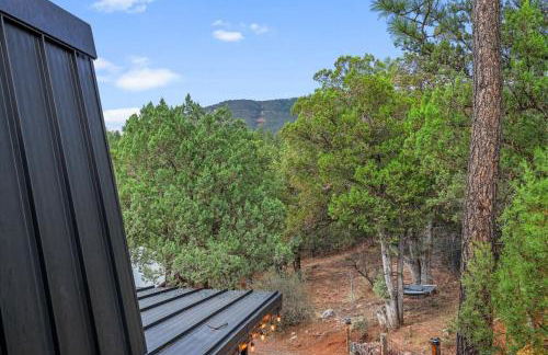 NEW! Hillside Getaway in the Pines, Games, Poker - Foto 43