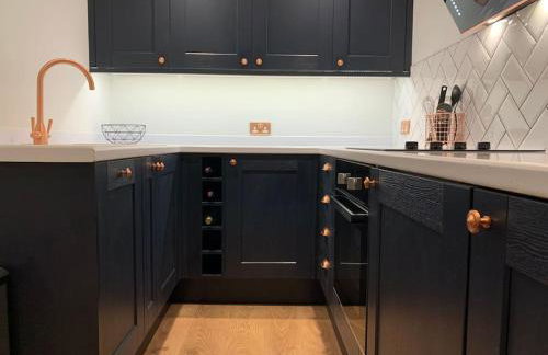 3 Bedroom apartment in Harborne - Photo 27