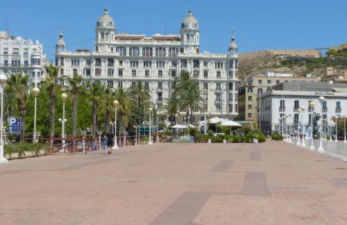 Spanish style flat close to center - Photo 42