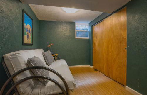 5 bedroom, 7 beds, 3 bath - Sleeps 12, Great for Families - Photo 37