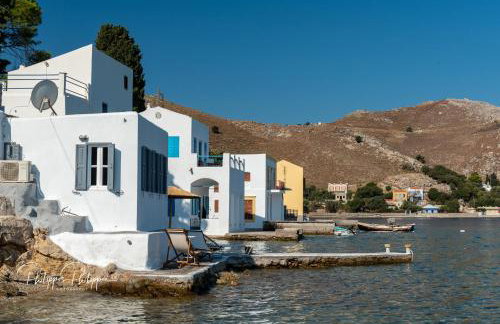 On The Rocks - Photo 13