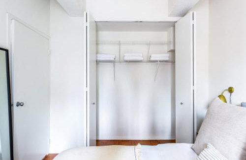Chelsea 1BR w Gym nr Penn Station MSG NYC-528 - Foto 9
