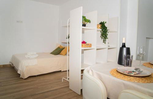 Piso Acogedor a Metros de la Plaza de las Flores - Foto 2