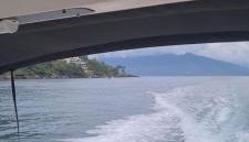 Passeio de Lancha 25 pés para 6 pessoas em Ilhabela - Foto 3