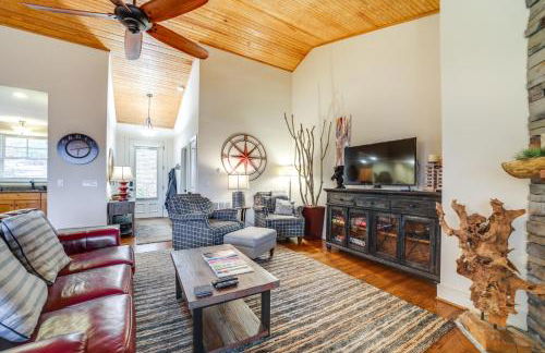 Hike and Boat Cozy Bear Lake Cottage! - Foto 4