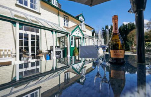 The Cors - Charming Country Escape for Large Family Groups - Photo 4