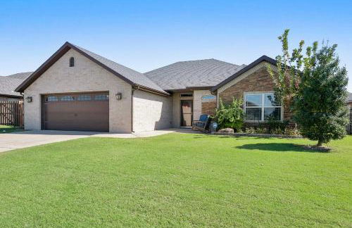 Near Hiking and Biking Convenient Home in Rogers! - Foto 25