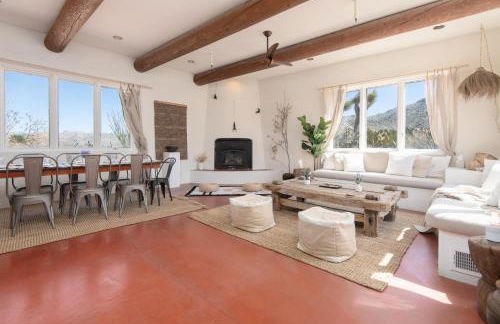 Desert Lily - Sunrise Suite with private hot tub and shared pool - Foto 32