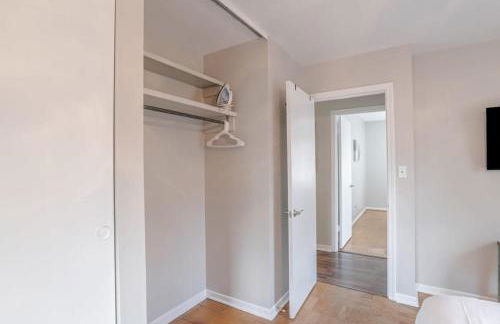 Enchanting Forestwood Retreat - Foto 17