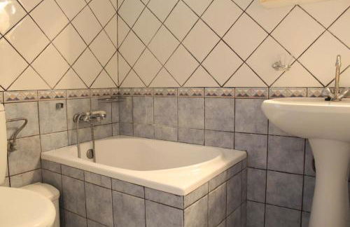 Tonias Houses - Thea House and Vrachos Attic Appartment - Foto 20