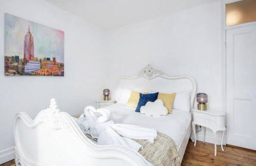 Stylish Victorian 3 Bed House Huge Garden/Parking - Foto 13