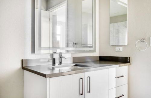 San Carlos 2BR w Gym Pool BBQ nr Caltrain SFO-910 - Foto 18