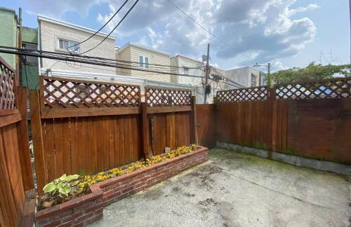Historic Townhouse Oasis with En-suite Bathroom - Foto 32