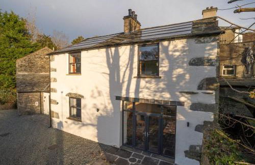 New 2 Bedroom Home at Waterhead Range by LetMeStay - Foto 24