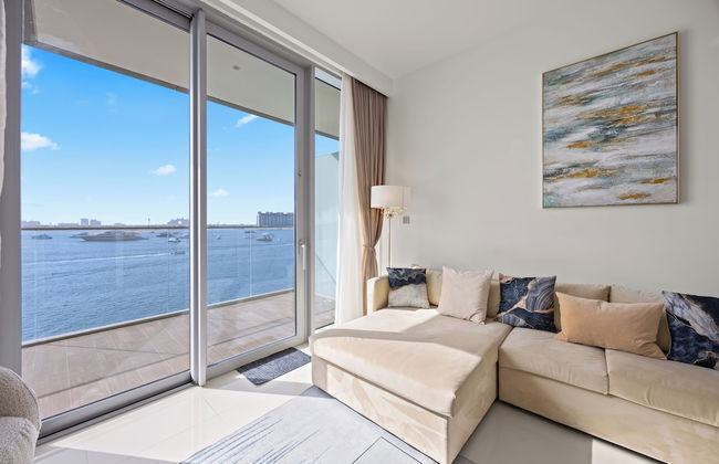 YOUR STAY Apartments Luxury Beachfront Living - Photo 9