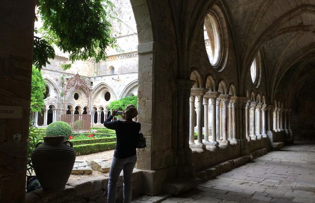 Tour di un giorno al villaggio di Lagrasse e all'Abbazia di Fontfroide. Tour privato da Carcassonne. - Foto 11