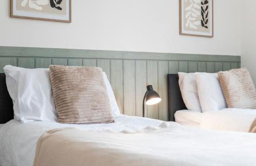 4Bed 3bath Bedford Sleeps 7 Driveway parking for 2 - Foto 22