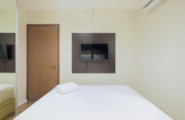 Luxurious and Comfy 2BR Cinere Bellevue Suites Apartment - Photo 4