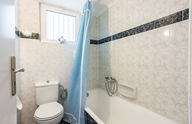 Seaside Family Haven - Avia s Spacious Getaway - Foto 24