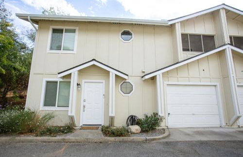 Comfort meets Tranquility by the Sequoia Entrance - Foto 7