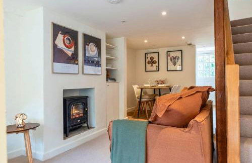 Cosy 2BD Cottage in Oxfordshire - Near Daylesford! - Photo 37