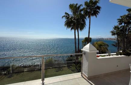 Estepona Beach Front Apartment with Stunning Sea Views - Foto 52