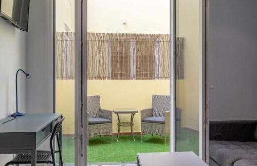 Sunny,Private Terrace,Wheelchair access - Photo 12