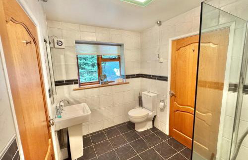 Serene Retreat - Hot Tub - Pool Table - Close to New Forest and Bournemouth Beach - Sleeps 12 - Foto 53