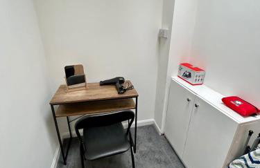 Charming 2 bedroom flat in Basingstoke centre - Foto 9