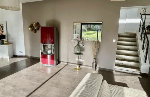 Villa contemporaine avec piscine sur 4000 m2 à Rodez 9 personnes - Photo 17