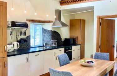 A Peaceful Countryside Retreat - Photo 13