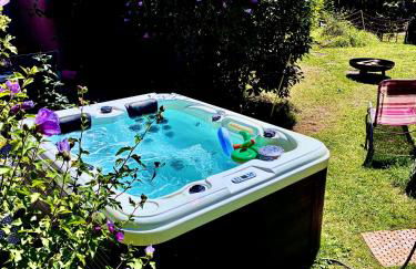 Ruhe & Erholung im Grünen! Mediterranes Landhaus-Apartment mit Jacuzzi für bis zu 4 Personen - Foto 1