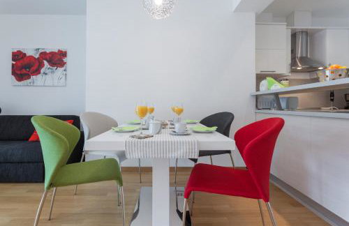 Apartment Navigatio with parking - Photo 19