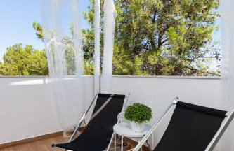 Nisos Villa, Pool & Heated SpaWhirlpool, Walking to Beach, By ThinkVilla - Photo 5